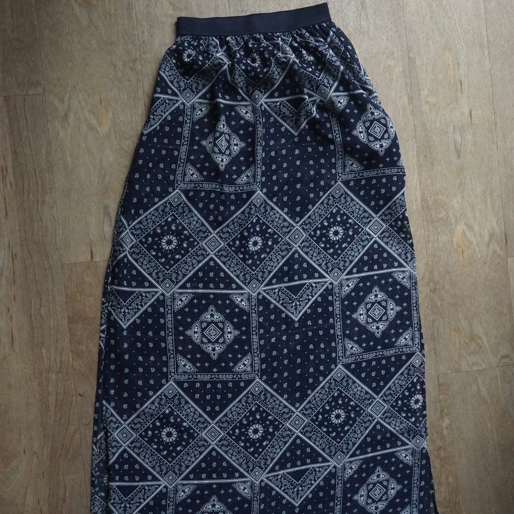 Tribal Patterned Maxi Skirt